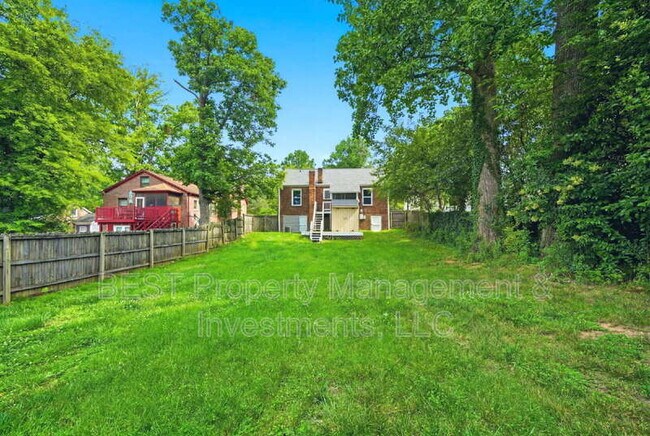 Building Photo - 2208 Wilmore Dr