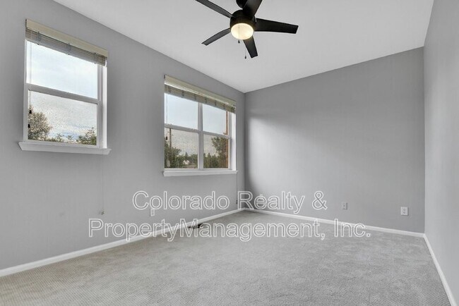 Building Photo - 5392 Allison St