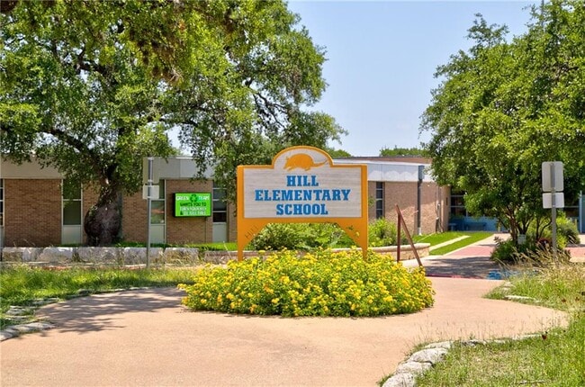 Building Photo - 8402 Tallwood Dr