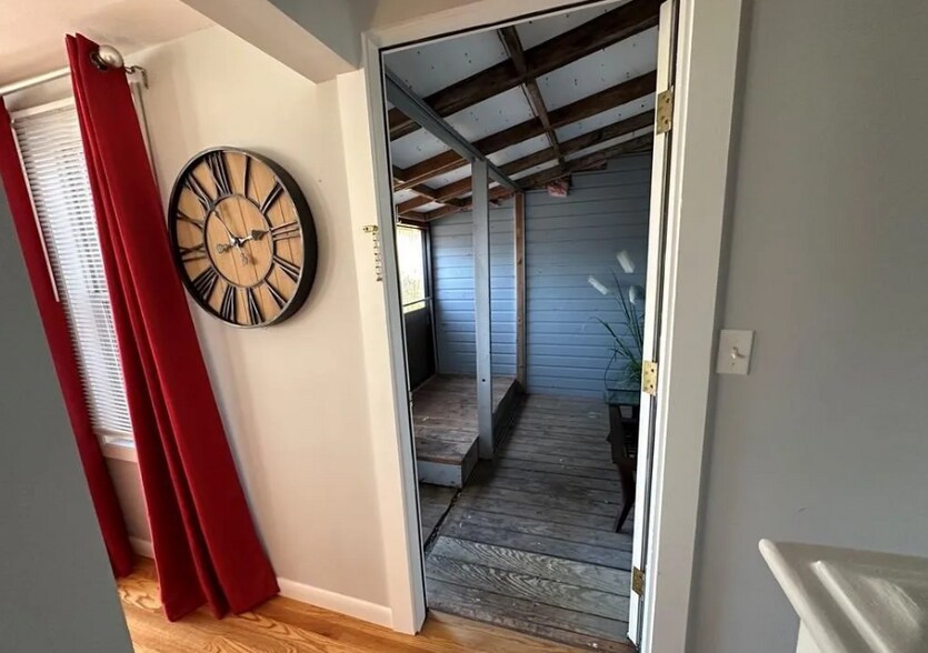 Building Photo - 1528 Portland-Cobalt Rd