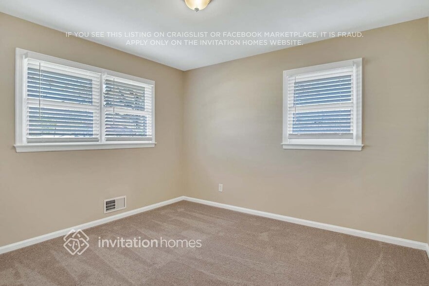 Building Photo - 4286 Newton Cir