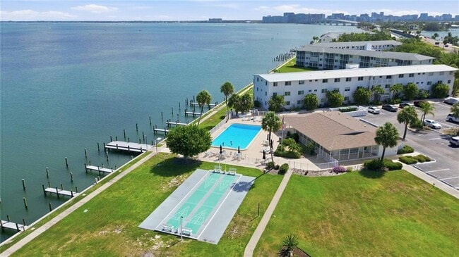 Building Photo - 765 John Ringling Blvd