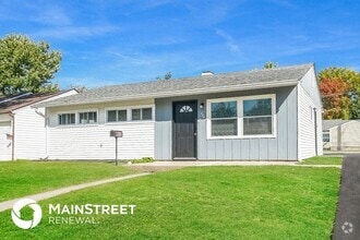 Building Photo - 4845 N Kenyon Dr