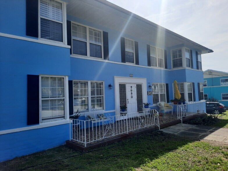 Building Photo - 512 Phoenix Ave