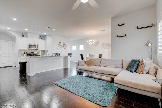 Building Photo - 48 Jasmine Point St