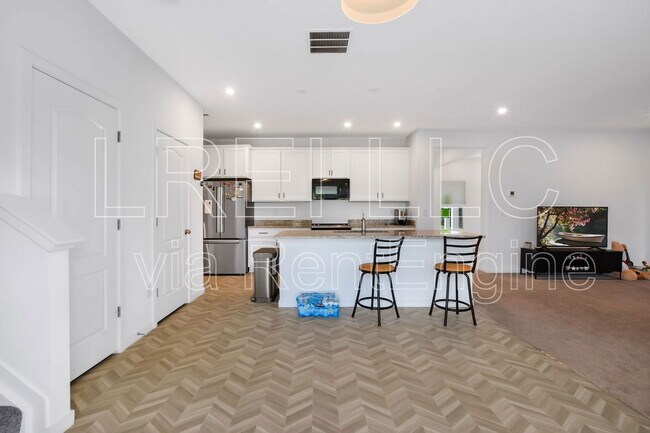 Building Photo - 18071 Bridle Run Dr