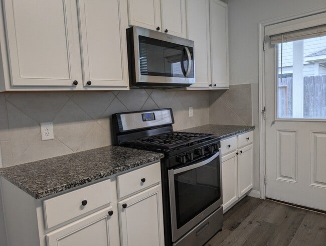 Building Photo - 23634 Buttress Root Dr