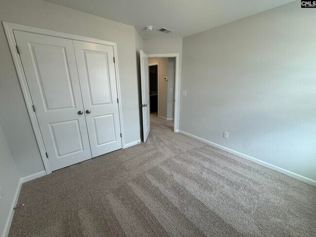 Building Photo - 421 Pinaster Path