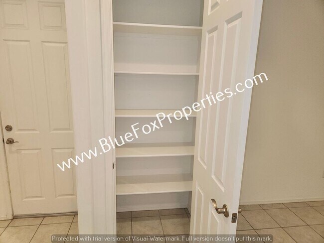 Building Photo - 10897 W Sarabella Dr