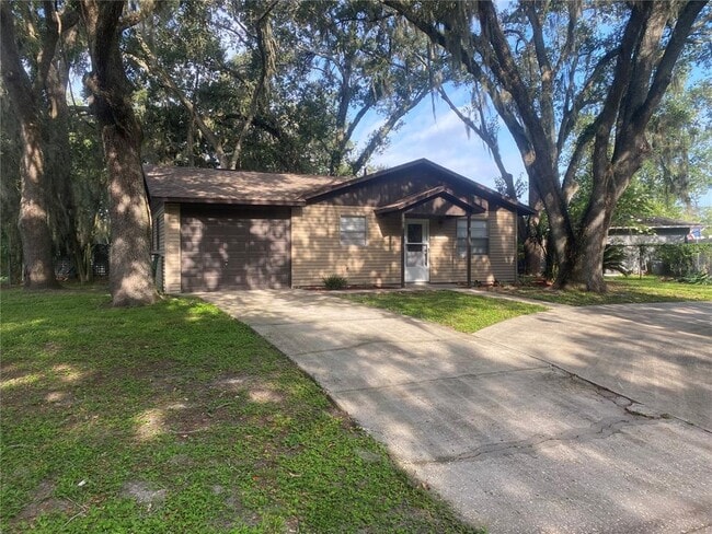 Building Photo - 39648 Meadowood Loop