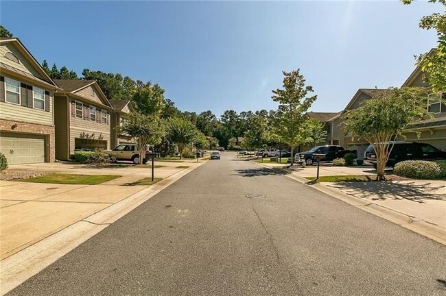 Building Photo - 127 Sunset Ln