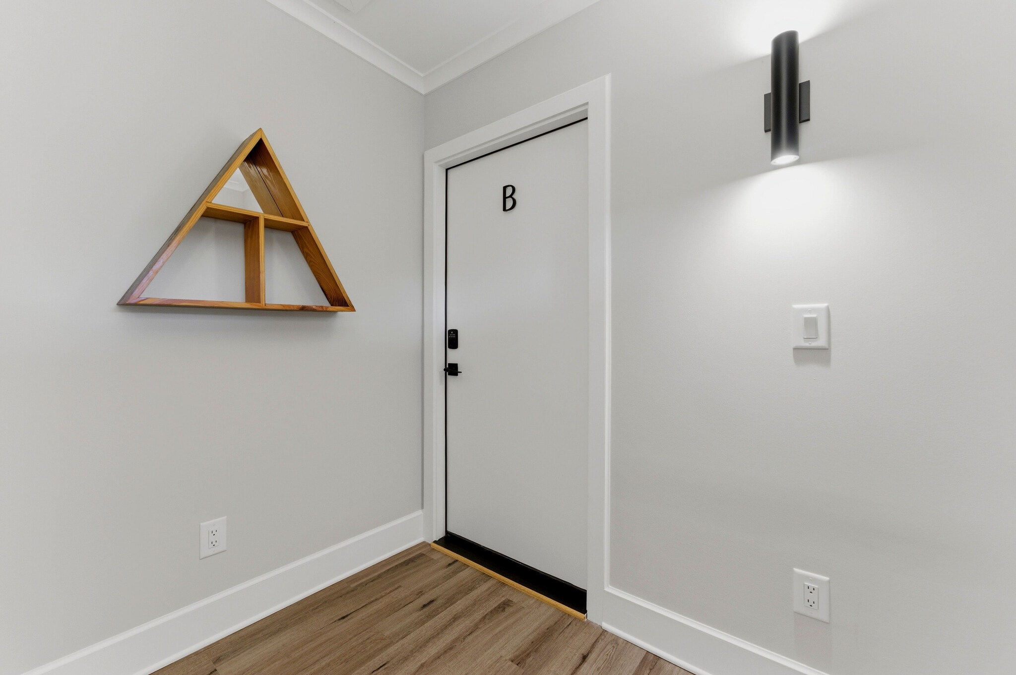 Unit B Interior Private Entry - 1224 Hosea L Williams Dr NE