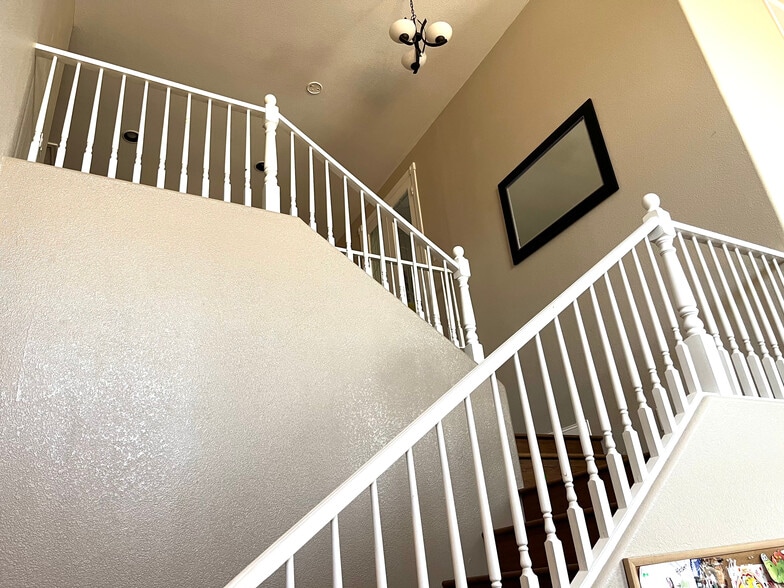 Building Photo - 7729 Villa Gabriela Ave