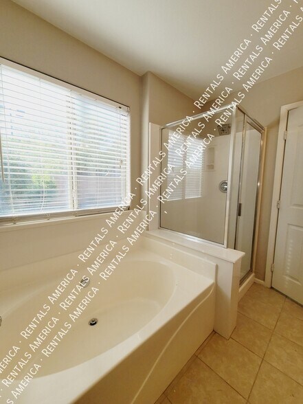 Building Photo - 776 E Cowboy Cove Trail