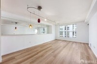 Building Photo - 400 Beale St