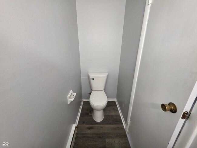 Building Photo - 3823 Biscayne Rd