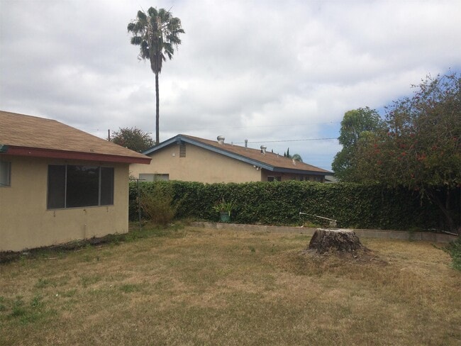 Building Photo - 4546 Murphy Ave