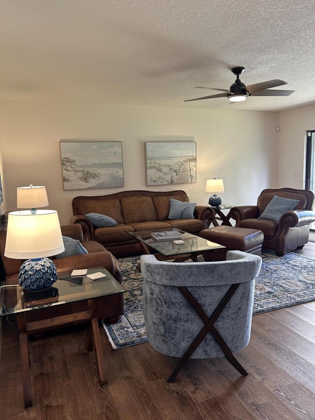 Building Photo - 13383 Bedford Mews Ct