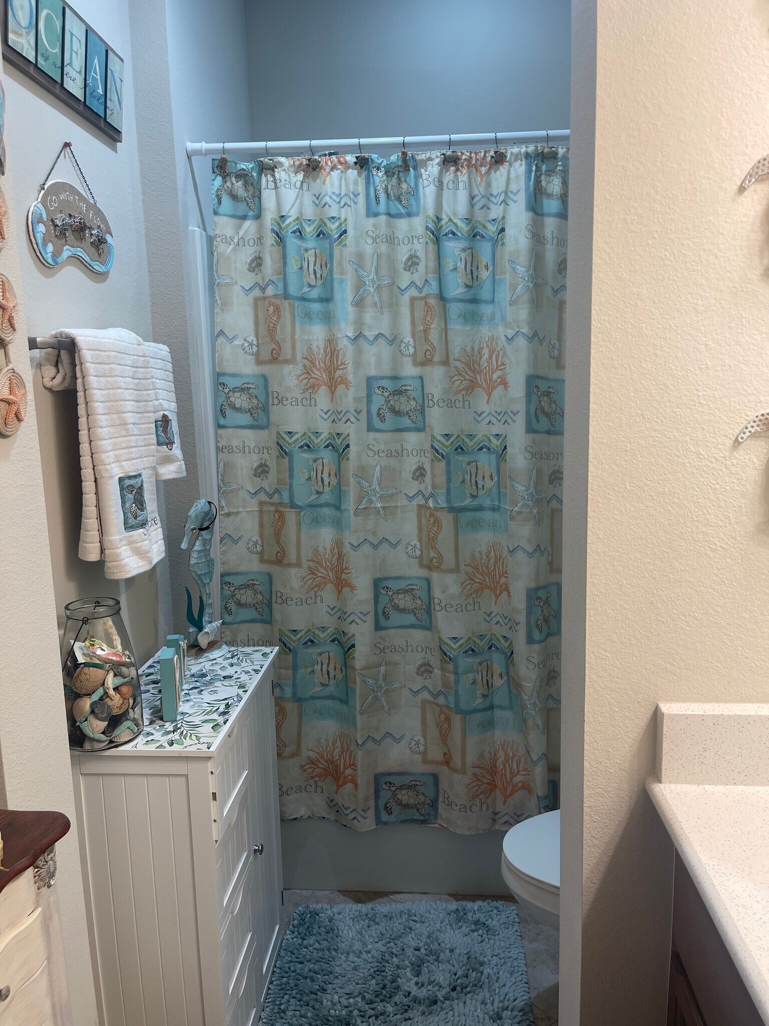 Second bath of bedroom - 196 Hang Loose Way