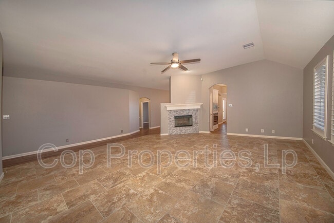 Building Photo - 1926 Simpson Trail