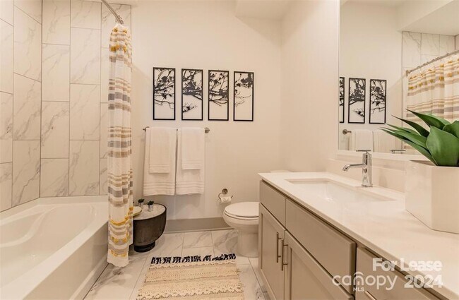 Building Photo - 13230 Ballantyne Corporate Pl