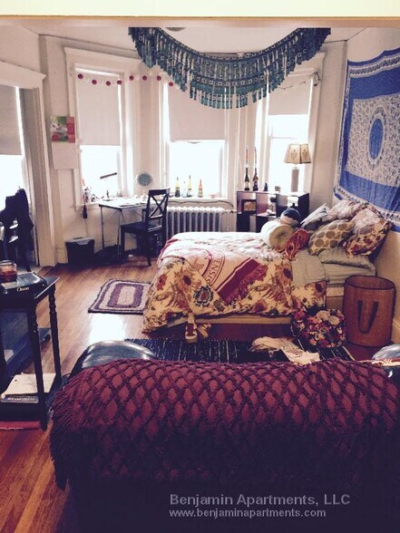 Building Photo - 1167 Boylston St