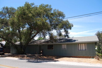 Building Photo - Ojai rental available now! Spacious 2-bedr...