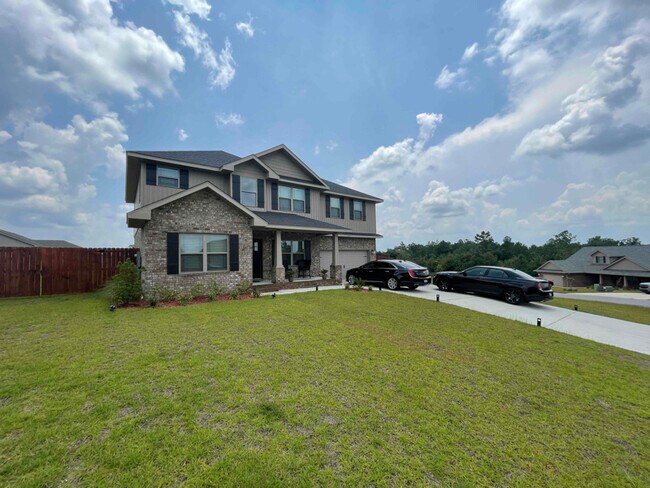 Building Photo - 5747 Periwinkle Ln