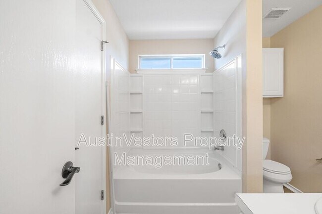 Building Photo - 18220 Canopy Ln