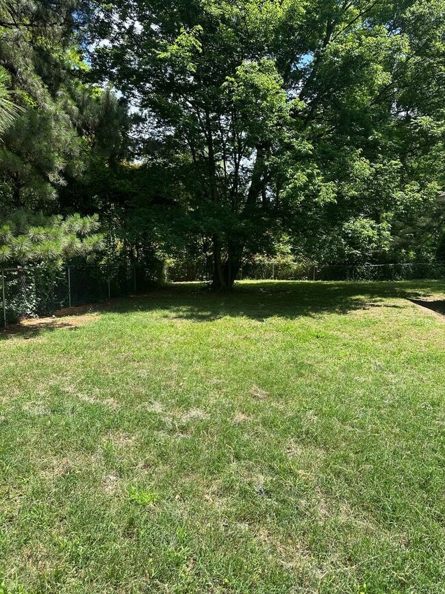 Building Photo - $1,200.00 MOVE-IN-SPECIAL