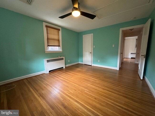 Building Photo - 412 Grange Rd