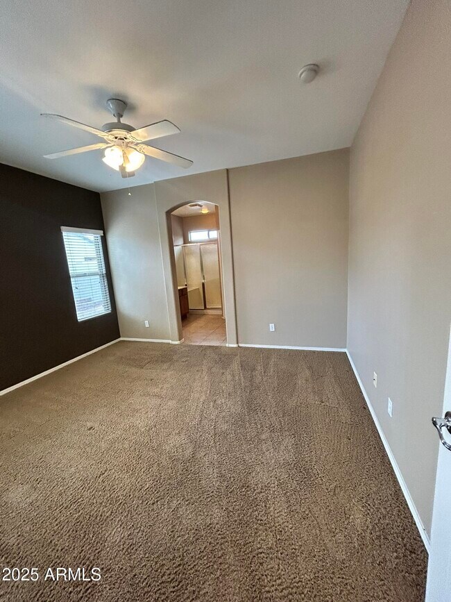 Building Photo - 45168 W Mescal Dr