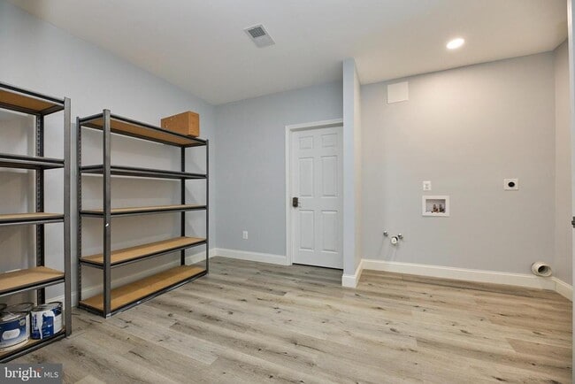 Building Photo - 2859 Cherry Branch Ln