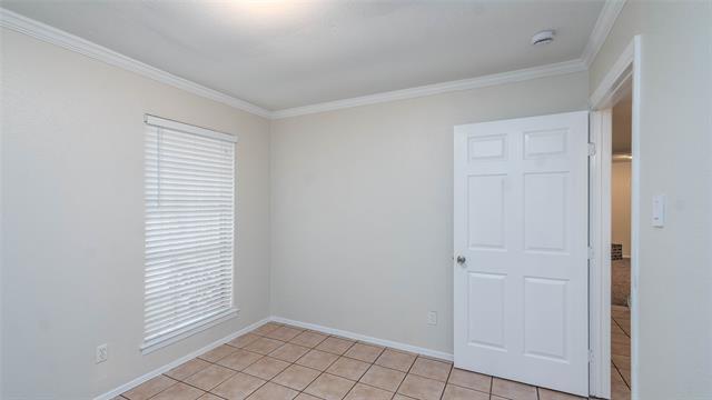 Building Photo - 5621 Brent Dr