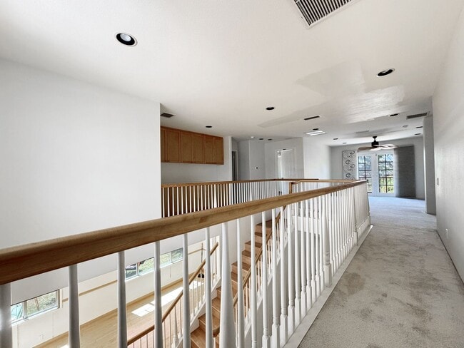 Building Photo - Spacious Ewa Beach Home with Central A/C