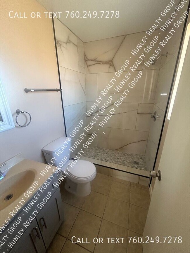 Building Photo - 15803 Rancherias Rd