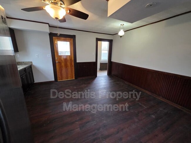 Building Photo - 2504 Olympia St