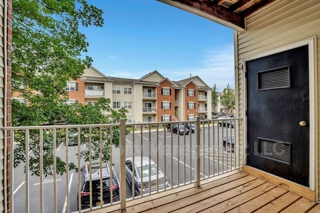 Building Photo - 524 Coppola Dr