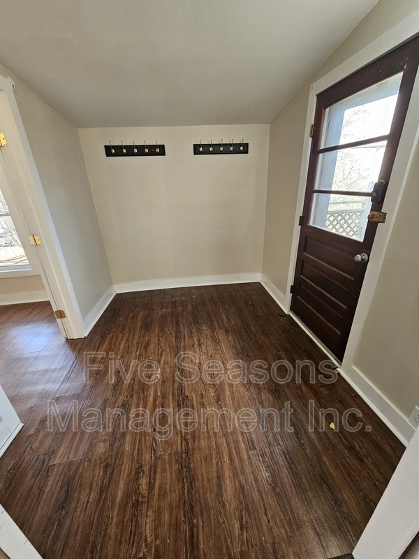 Building Photo - 328 Browns Trce