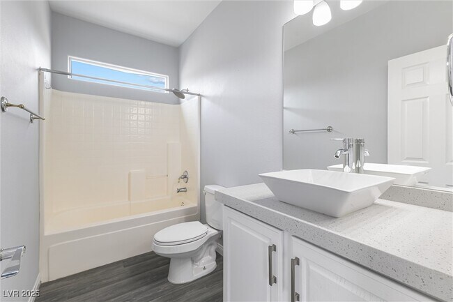 Building Photo - 2231 Desert Prairie St