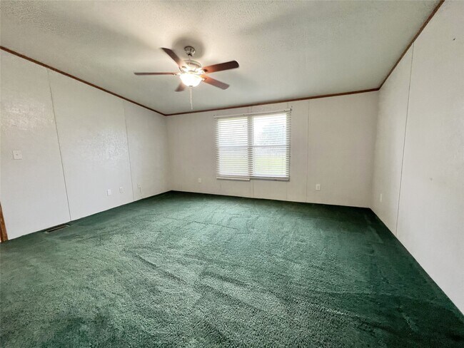 Building Photo - 10125 Needville Fairchilds Rd