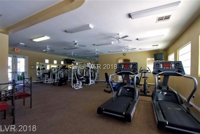 Building Photo - 10191 Birch Bluff Ln