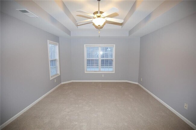 Building Photo - 7897 The Lakes Point