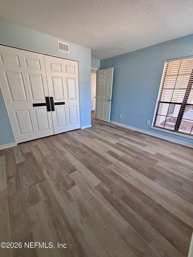 Building Photo - 138 Cranes Lake Dr