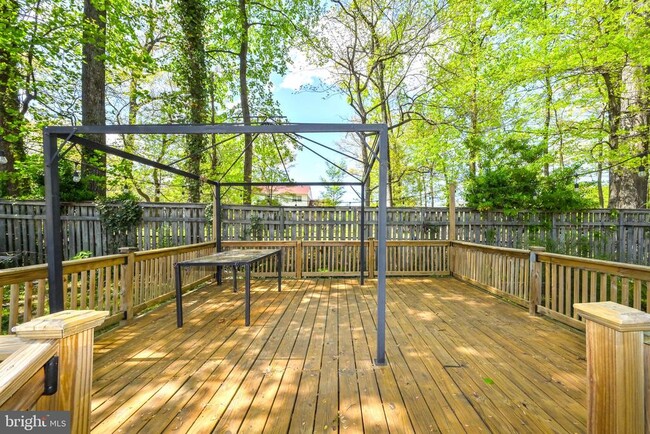 Building Photo - 2412 Rockbridge St