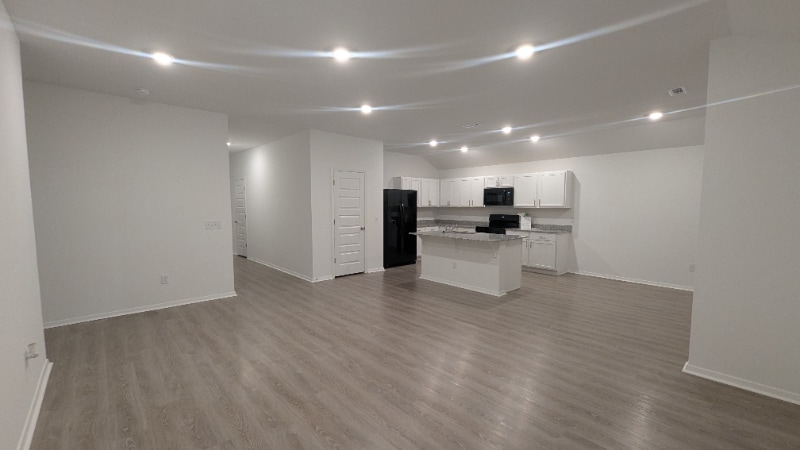 Building Photo - 1405 E Latium St