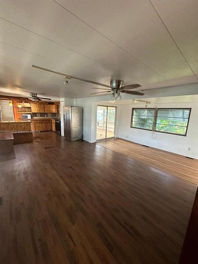 Building Photo - 1590 SW 65th Terrace