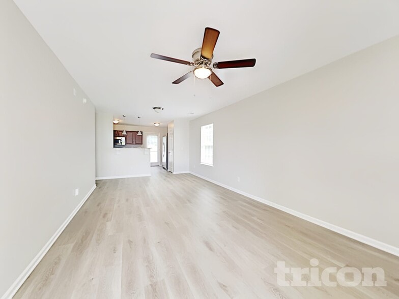 Building Photo - 248 Eagle Pointe Dr