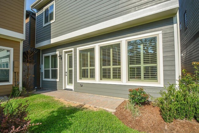 Building Photo - 1110 Oakwood Pass Ct