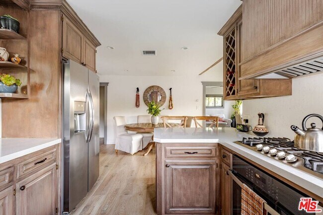 Building Photo - 12208 Laurel Terrace Dr